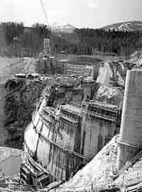 Boundary Dam construction