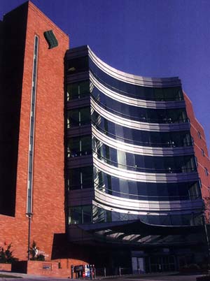 Builders say the world�s heaviest concrete was used for the linear accelerator vault at Seattle Cancer Care Alliance.