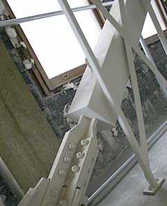 Yielding brace 
