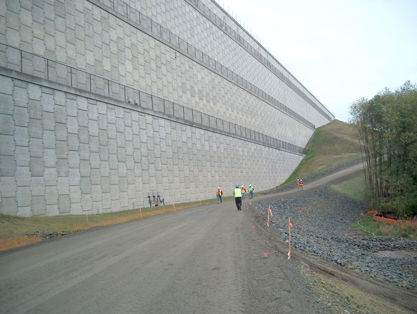 The Trump Wall: Mexican Concrete Conglomerate to Provide the Cement Largest Retaining Wall In The World