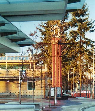 Overlake Transit Center Park & Ride