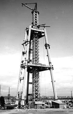 Space Needle construction