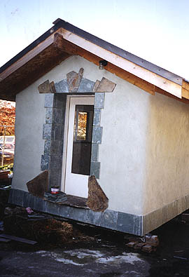 UW straw bale house