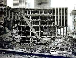  Photo by Lara Swimmer